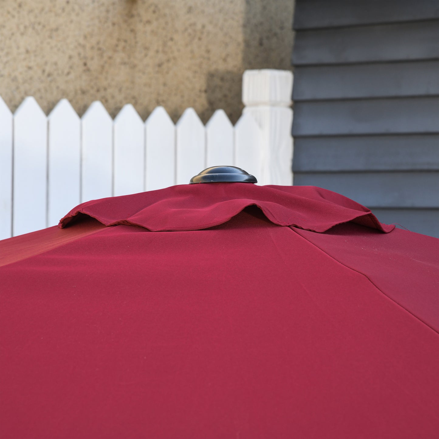 Outsunny 2.7M Garden Parasol Umbrella with Tilt and Crank, Outdoor Sun Parasol Sunshade Shelter with Aluminium Frame, Wine Red